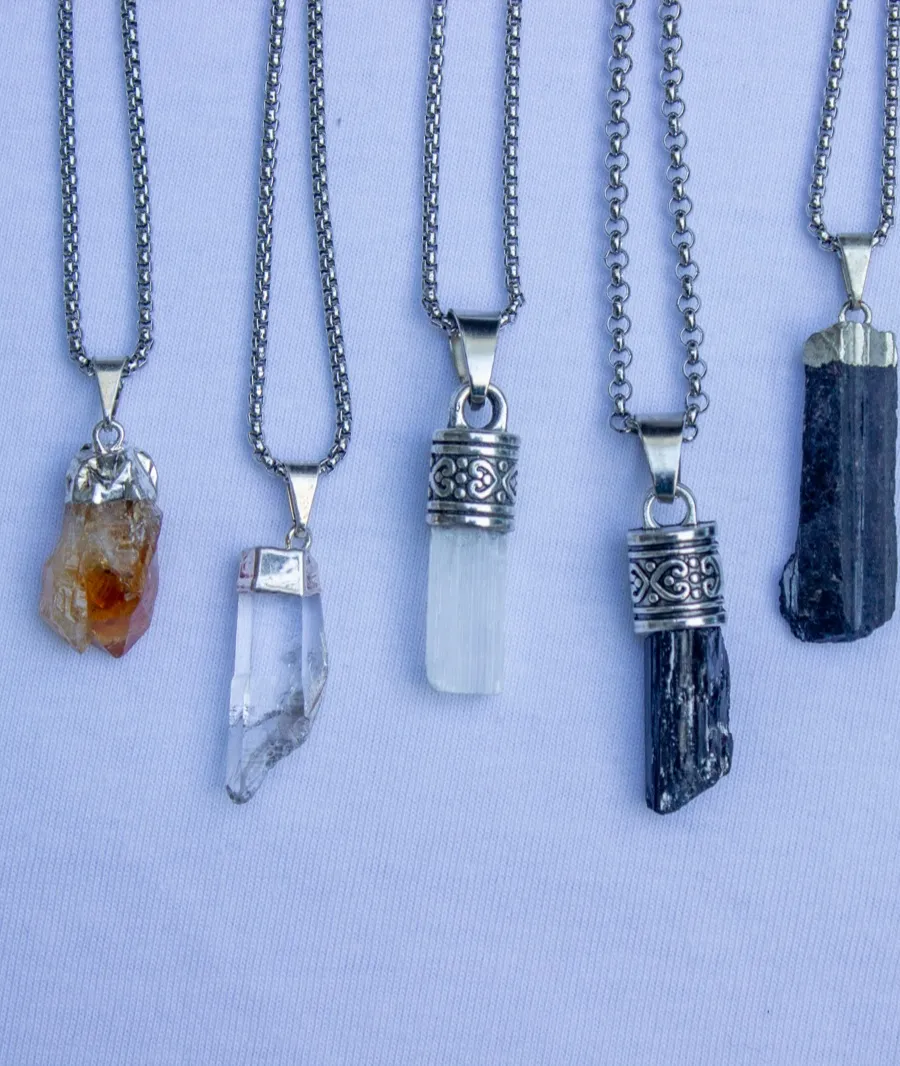 Collar piedra en bruto — foto 1