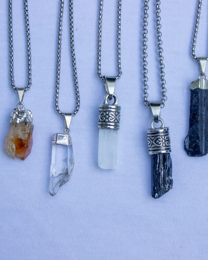Collar piedra en bruto